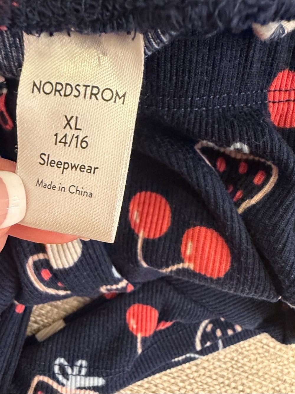 Nordstrom Sleepwear Set - Picture 5 of 6